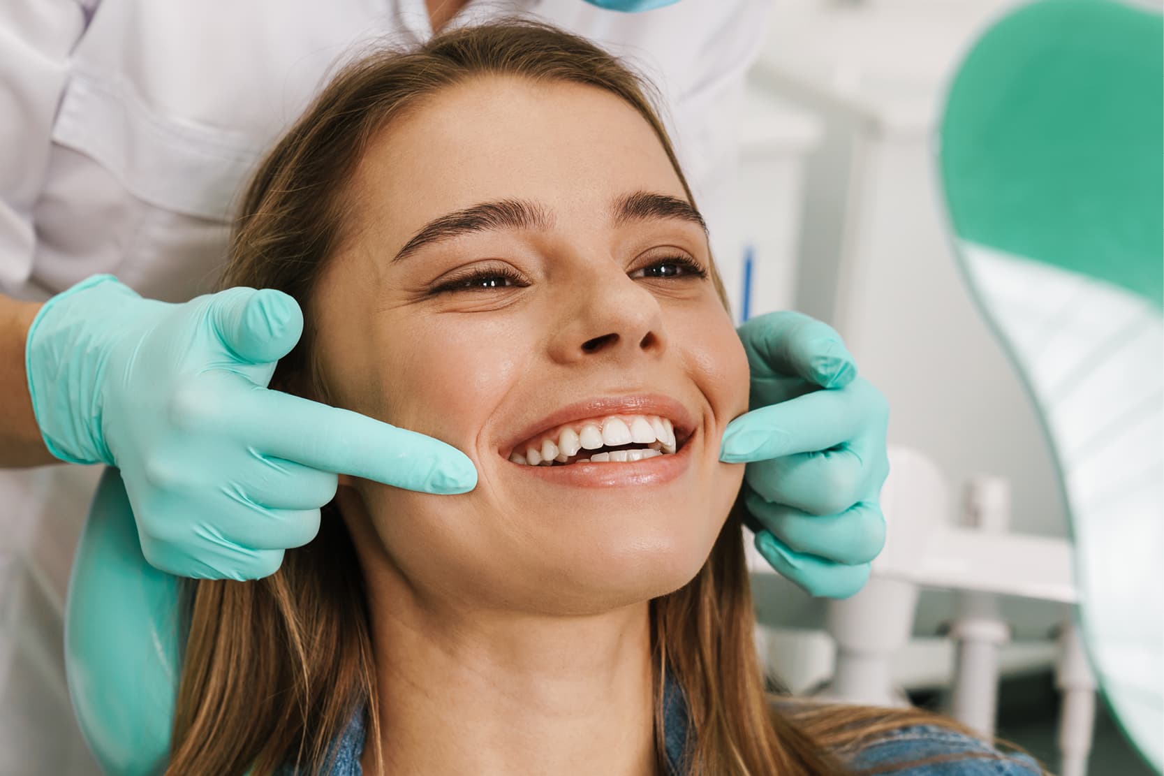 How Family And Cosmetic Dentistry Support Confidence At Every Age